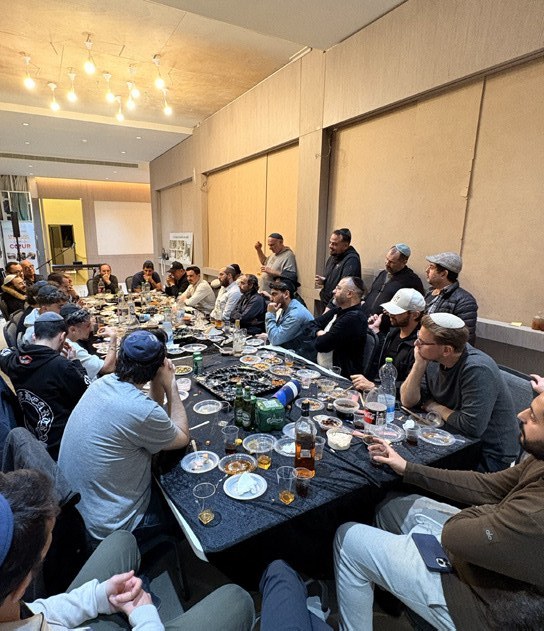 Prier et étudier au Beth Habad